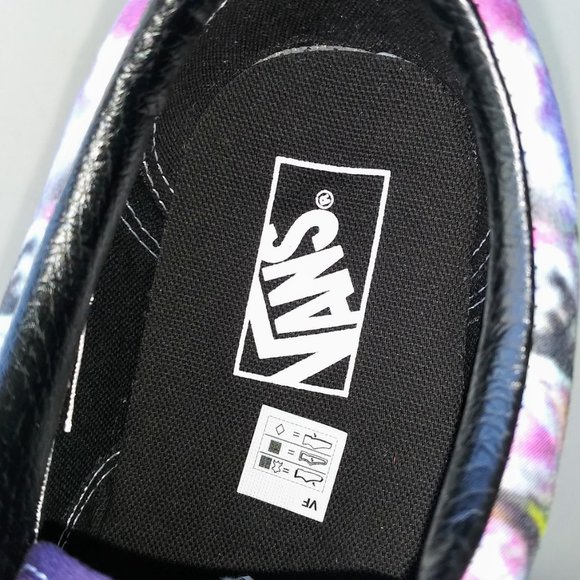 Vans Men\'s Old Skool Low Top Leather Suede / Canvas Sneaker main image 7